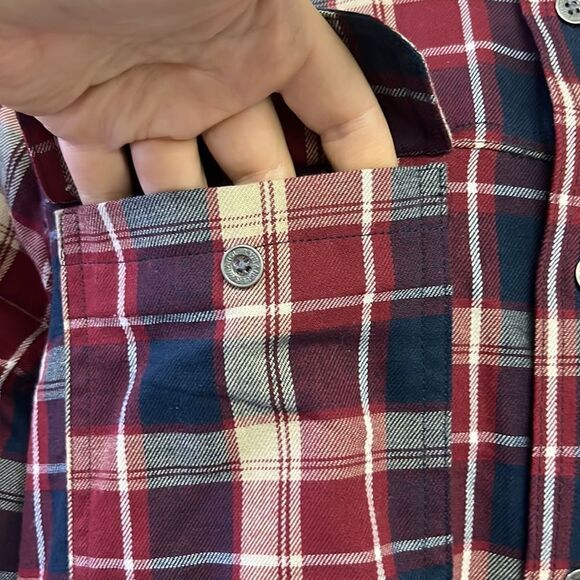 Wrangler ATG Men’s Mix Material Long Sleeve Plaid Button Down Shirt- Medium - Picture 7 of 16